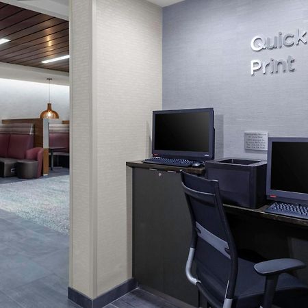 Courtyard By Marriott St. Louis West County Hotel Town and Country Exterior photo